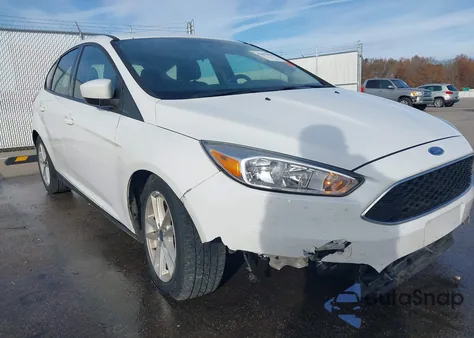 2018 Ford Focus Se z USA, uszkodzony, nr VIN 1FADP3K27JL237359